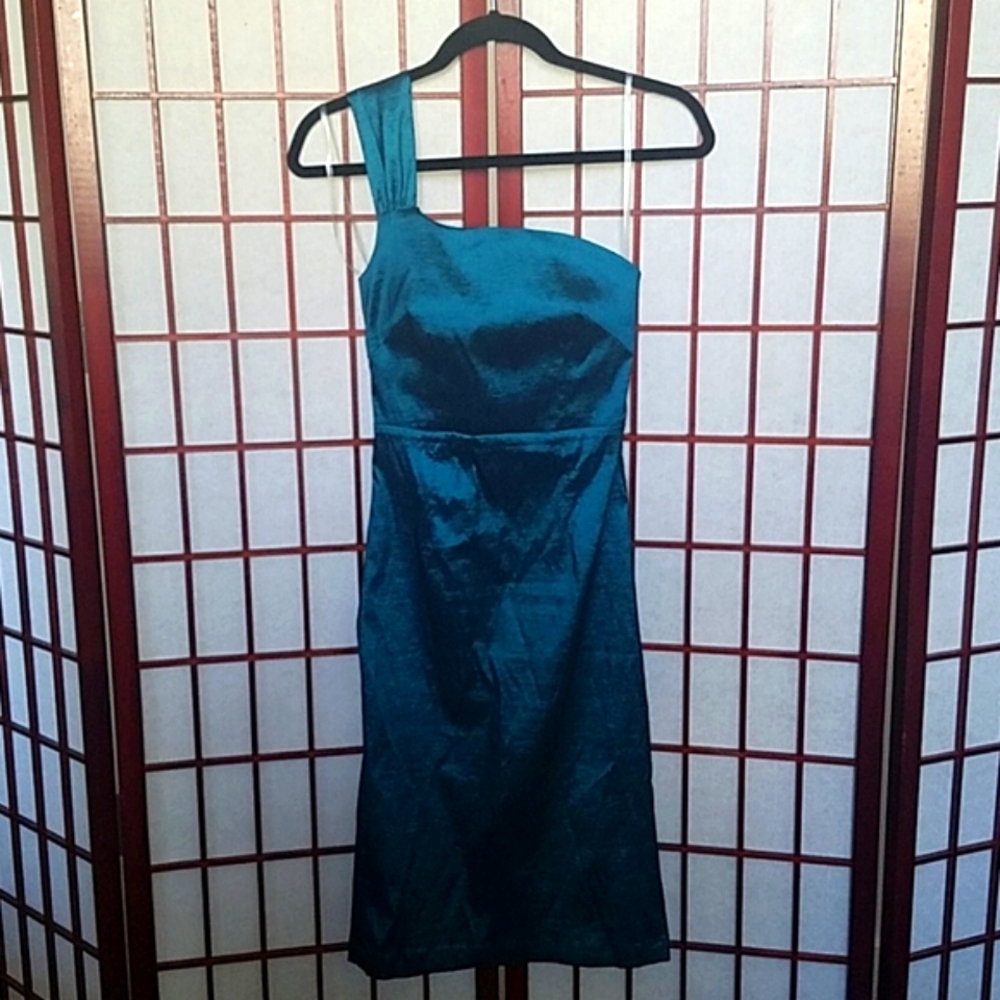 Modcloth Aquamarine Accolades dress. Size M.